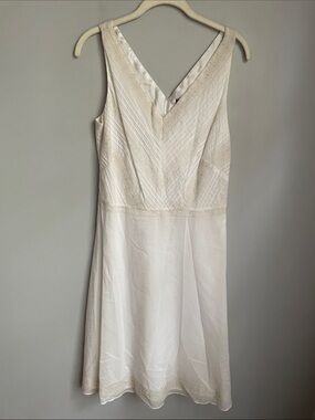 New Ann Taylor White/Cream Embroidered V-Neck Sleeveless Dress Size 8